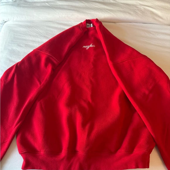 Red Graphic Sweatshirt and Shorts Set - Picture 4 of 7